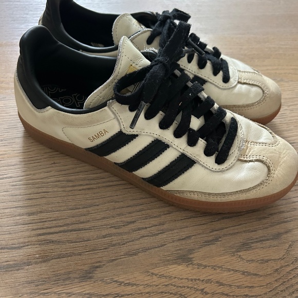 adidas Originals Samba OG "Cream White/Core Black/Sand Strata" Women's Shoe - Picture 6 of 9